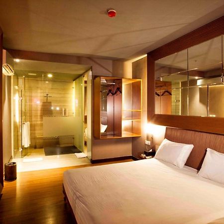 108 Hotel By Him Dżakarta Zewnętrze zdjęcie