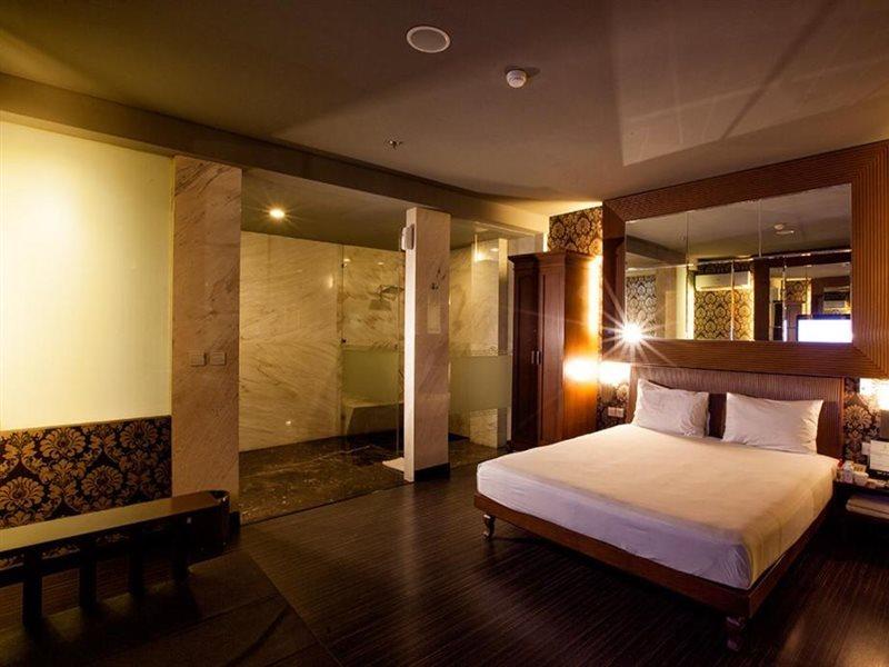 108 Hotel By Him Dżakarta Zewnętrze zdjęcie